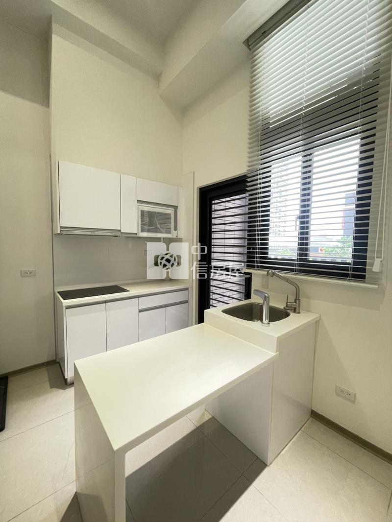 文心愛悅(A8棟)邊間朝南裝潢戶房屋室內格局與周邊環境