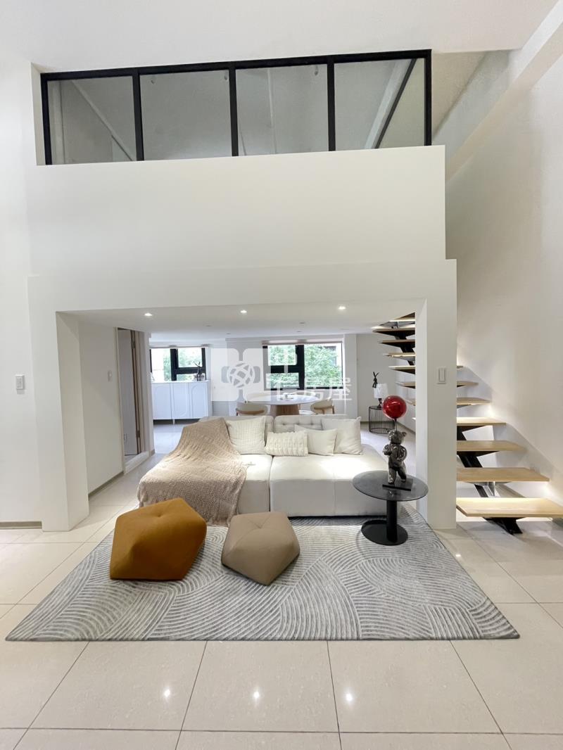 文心愛悅(A8棟)邊間朝南裝潢戶房屋室內格局與周邊環境