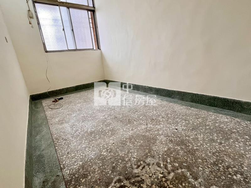 斗六成功路靜巷透天房屋室內格局與周邊環境