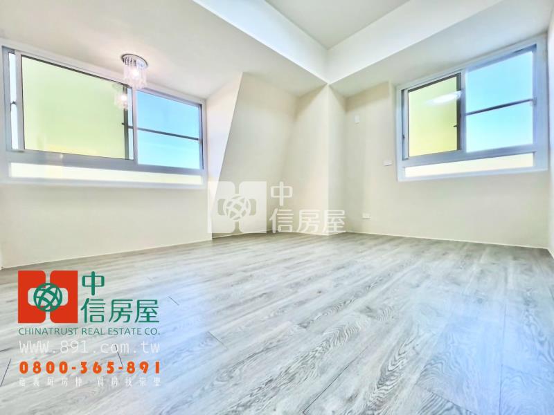 秀泰旁全新整理3房房屋室內格局與周邊環境