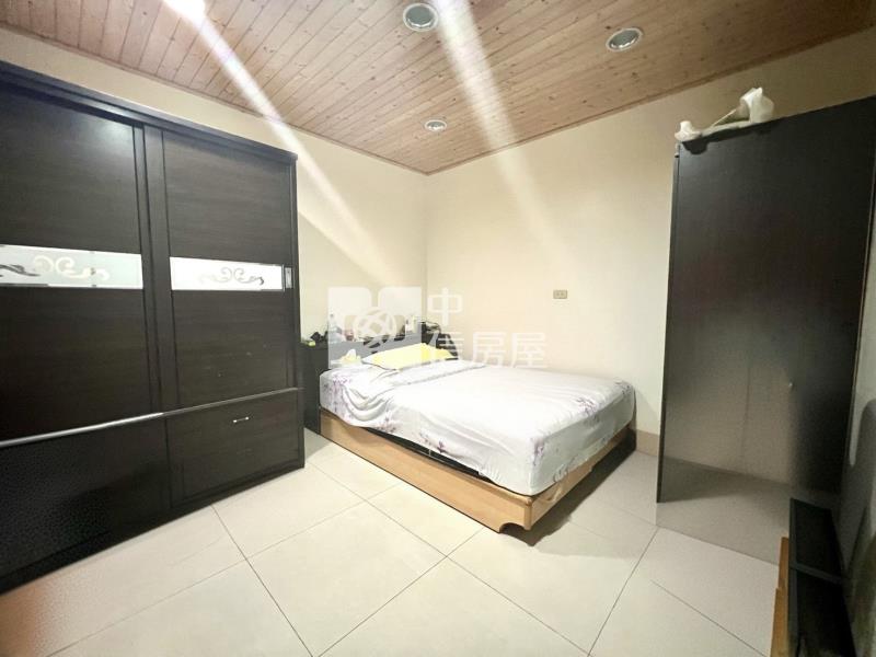 中壢復華三街透天房屋室內格局與周邊環境