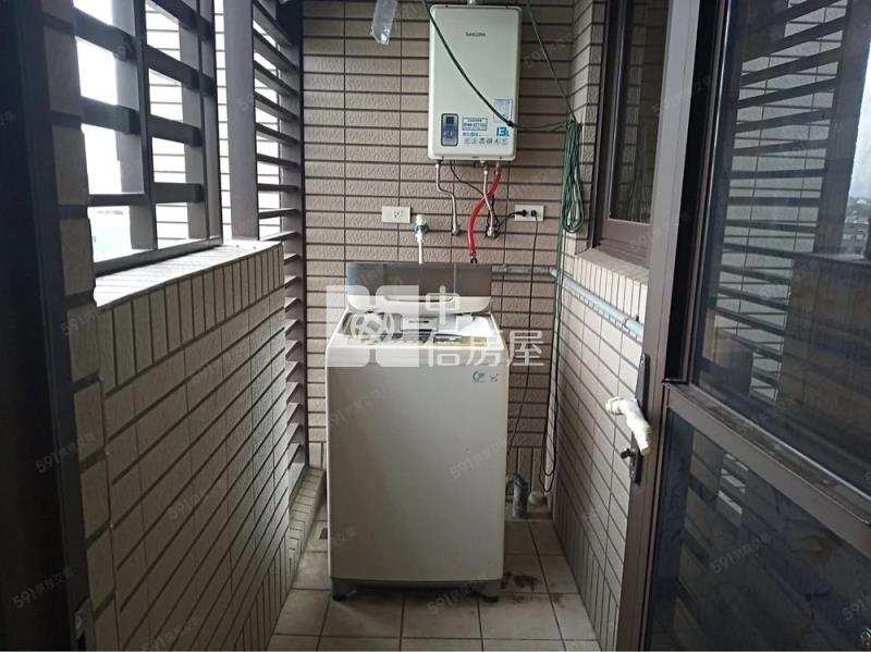 【安家】南勢傳佳進化論美景8樓2房車房屋室內格局與周邊環境