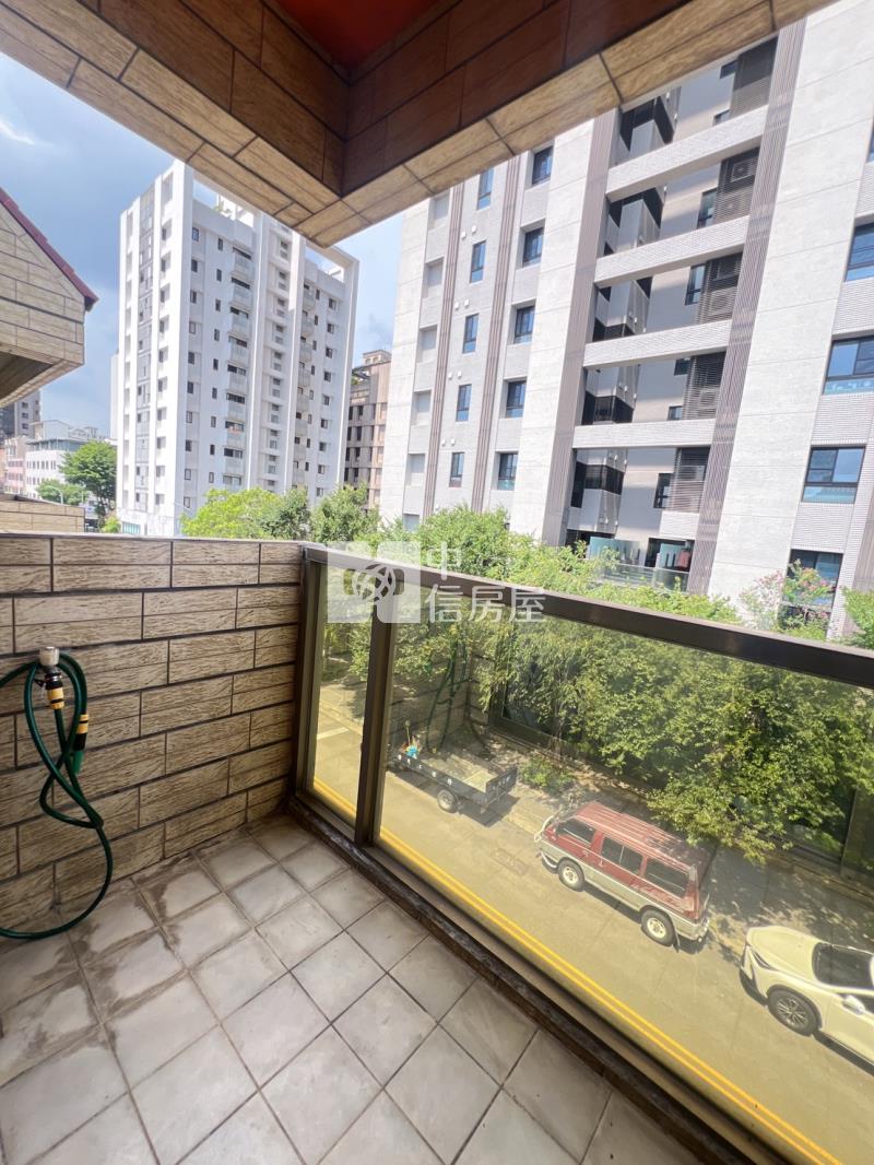 八期豐順臨路別墅房屋室內格局與周邊環境