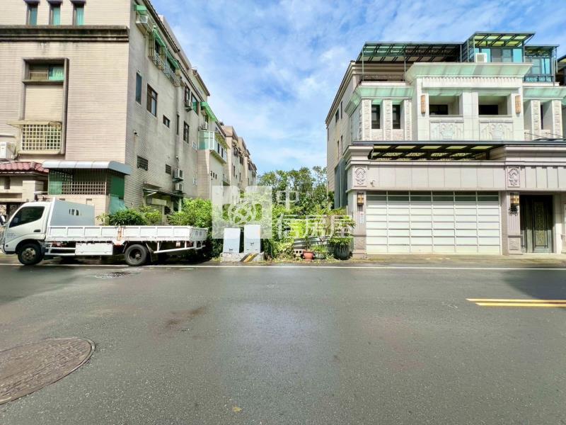 港坪大面寬建地房屋室內格局與周邊環境