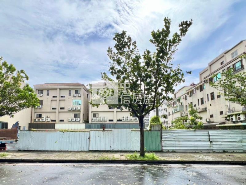 港坪大面寬建地房屋室內格局與周邊環境