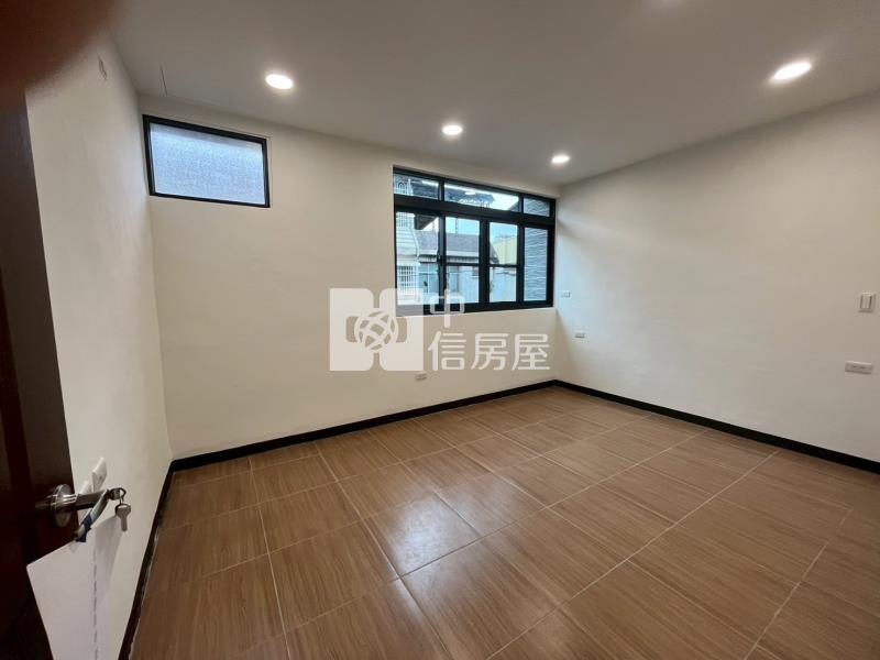 屏東市廣東路翻新美透天-2房屋室內格局與周邊環境