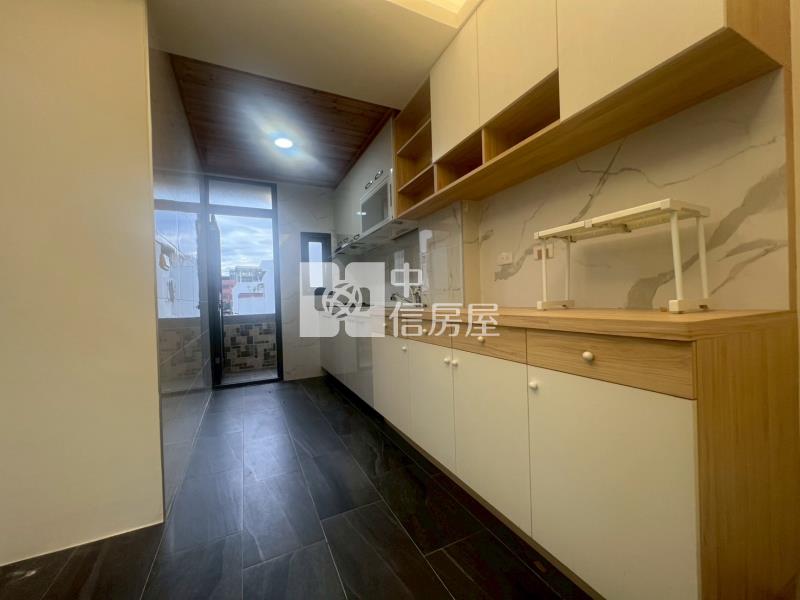 中西區全整新2樓寓房屋室內格局與周邊環境