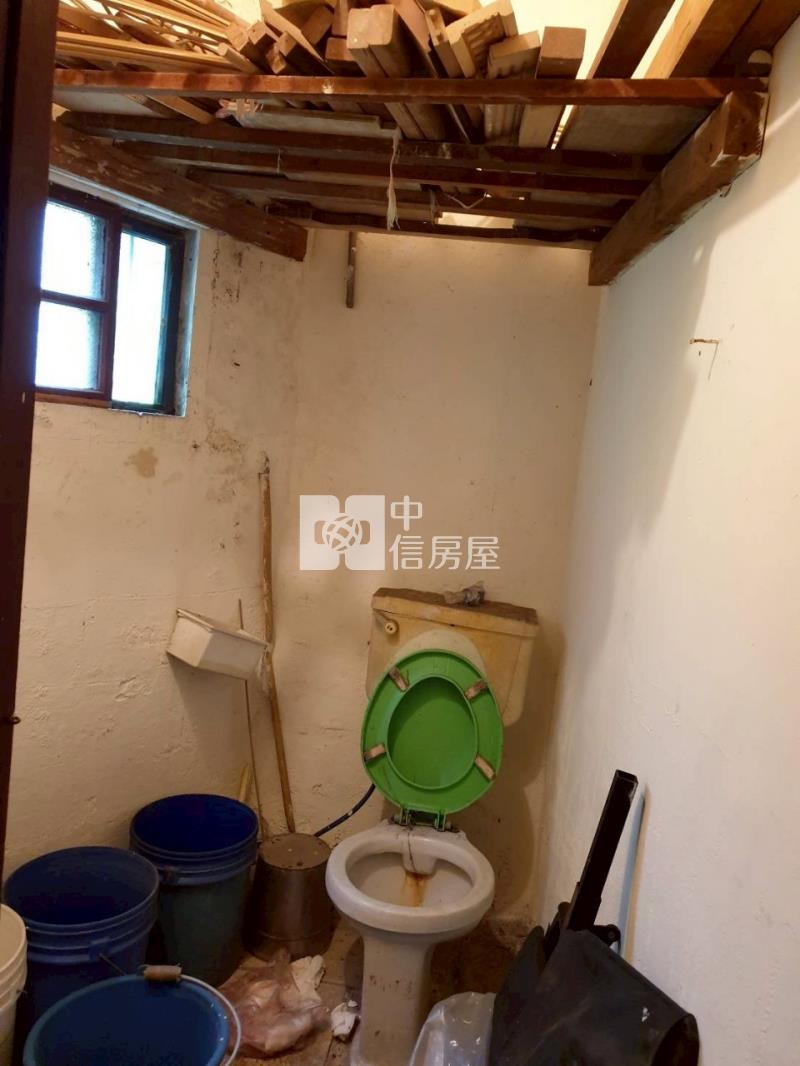崁頂路美平房房屋室內格局與周邊環境