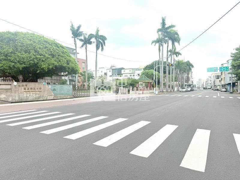 關廟文衡路前後臨路店住房屋室內格局與周邊環境