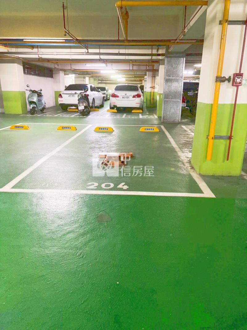 【奔馳】曼哈頓 精華地段3房車房屋室內格局與周邊環境