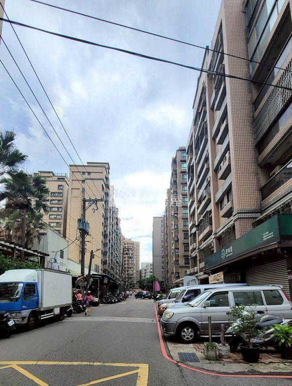 內壢環東市場旁一樓美3房(中信卓越團隊)房屋室內格局與周邊環境