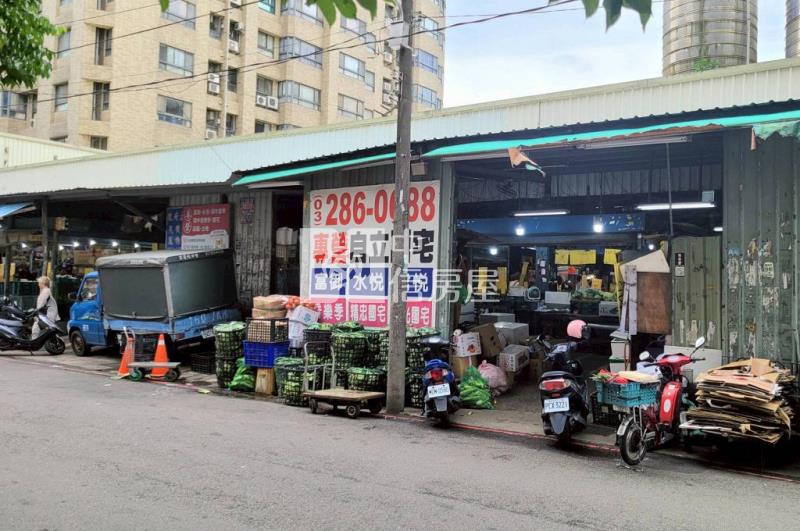 內壢環東市場旁一樓美3房(中信卓越團隊)房屋室內格局與周邊環境