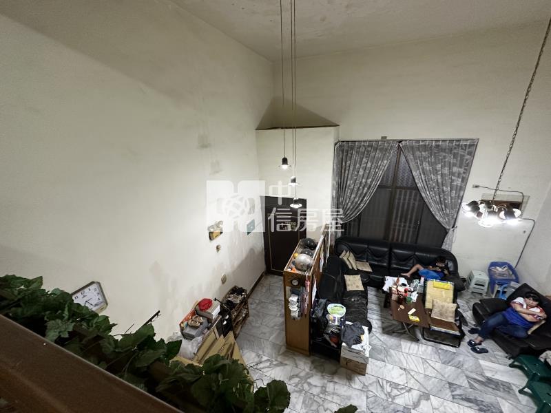 屏東房屋《榮總雙車墅透天》房屋室內格局與周邊環境