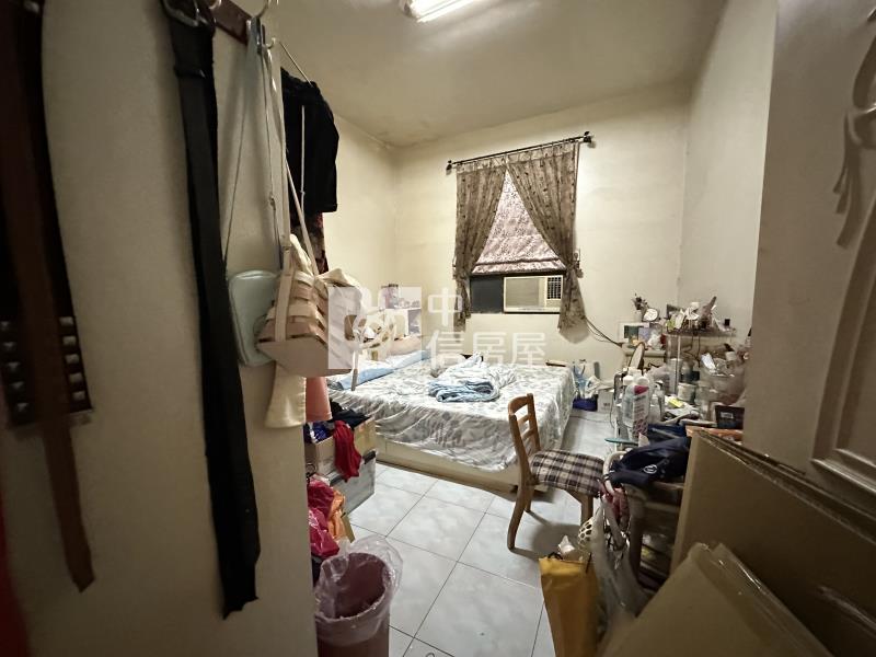 屏東房屋《榮總雙車墅透天》房屋室內格局與周邊環境