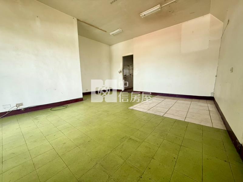 康橋河畔需整理三房無限視野戶房屋室內格局與周邊環境