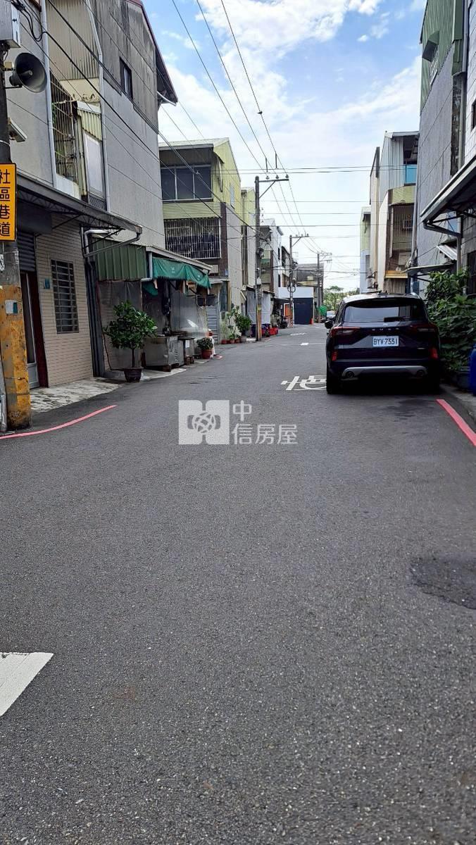 安南北外環傳統大面寬透天房屋室內格局與周邊環境