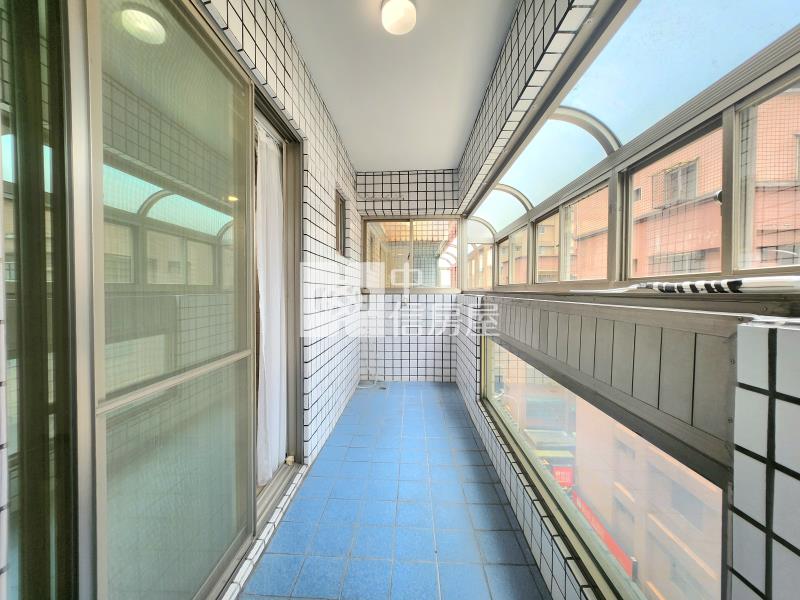 開喜人生2溫馨5房車房屋室內格局與周邊環境