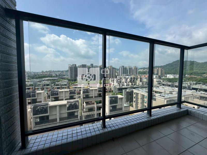 四月泊樂｜景觀三房附平車房屋室內格局與周邊環境