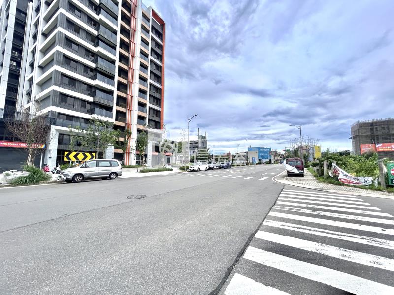 草漯重劃區稀有建地釋出B房屋室內格局與周邊環境