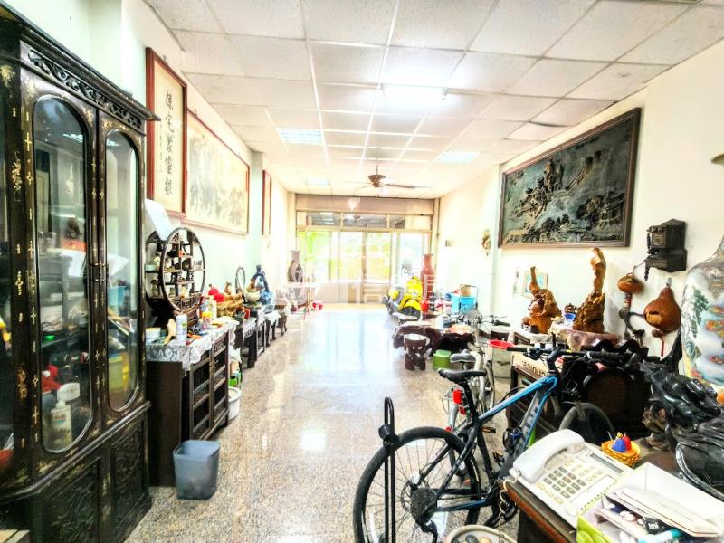 太平*福客盈門*百坪黃金大店面房屋室內格局與周邊環境