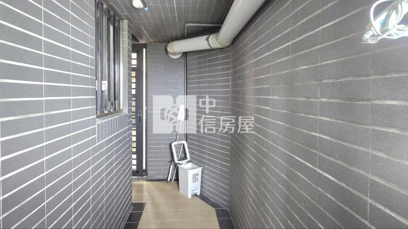 新匯灣大坪數3+1房+平面車位房屋室內格局與周邊環境