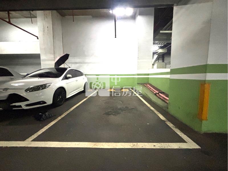 C-86台北大鎮三房+平車房屋室內格局與周邊環境