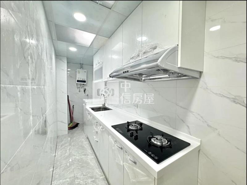 星友街東安國中超值透天房屋室內格局與周邊環境
