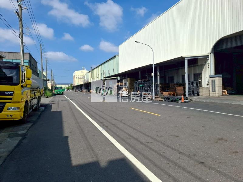 保安工業區挑高廠辦房屋室內格局與周邊環境