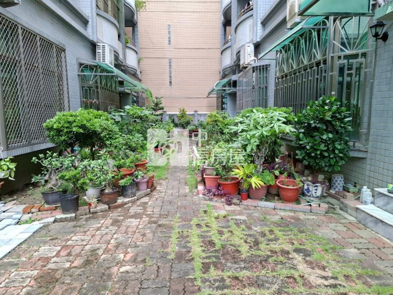 西賢邊間朝南美墅房屋室內格局與周邊環境
