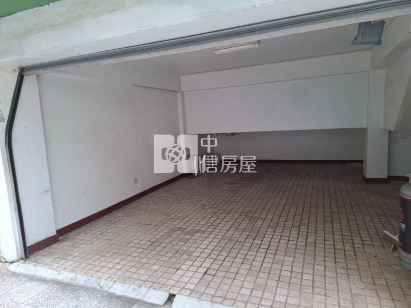 西賢邊間朝南美墅房屋室內格局與周邊環境