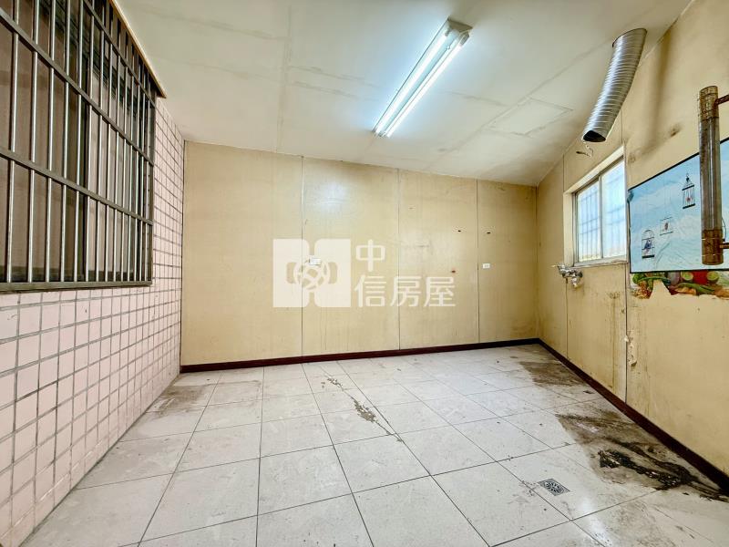 楊梅國寶江山一樓待整三房房屋室內格局與周邊環境