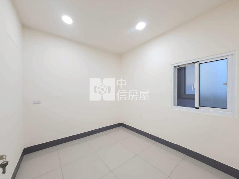 東港溫馨美透天房屋室內格局與周邊環境