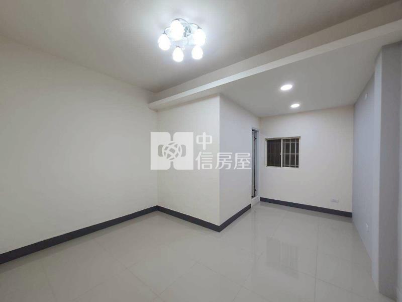 東港溫馨美透天房屋室內格局與周邊環境