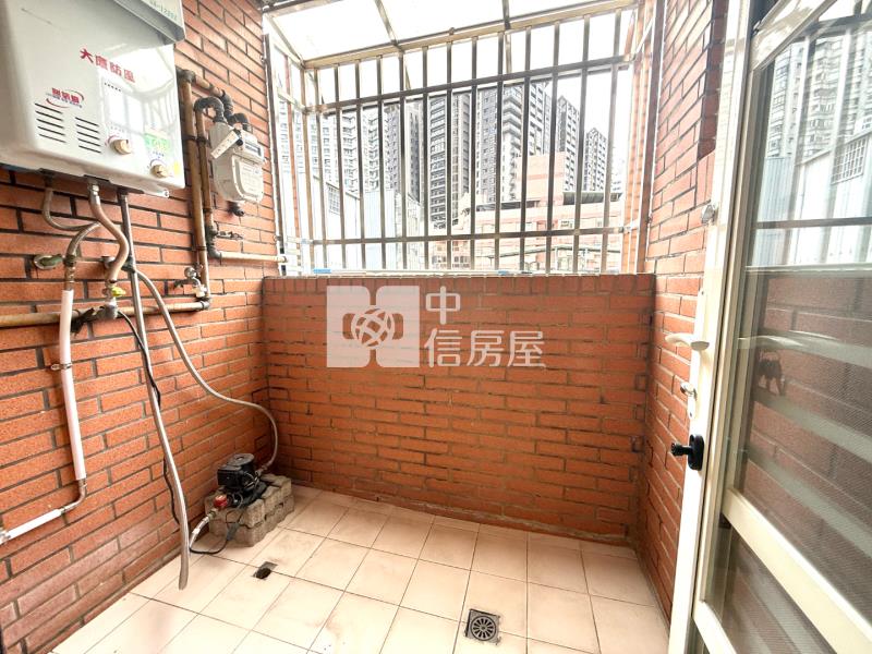 海華商圈SOGO旁~整新2房美寓【有天然瓦斯】房屋室內格局與周邊環境