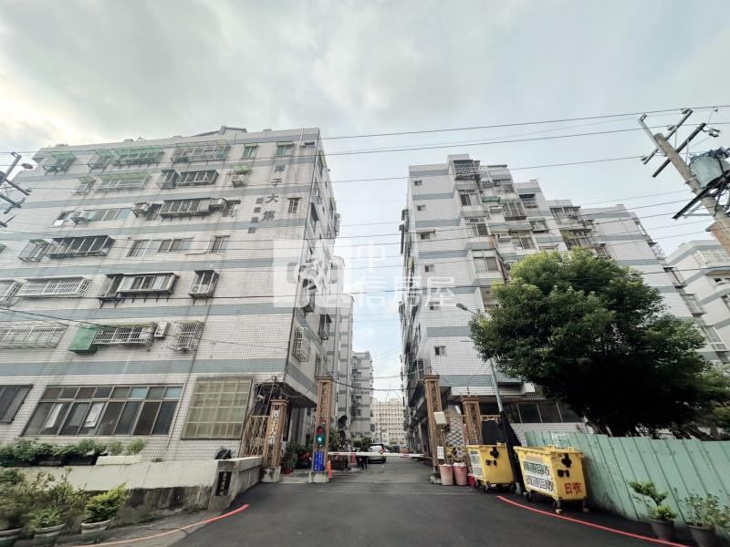 潭子矽品大三房車位房屋室內格局與周邊環境