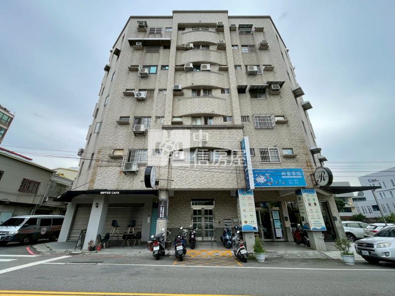 豐原廟東旁近9米寬角間金店房屋室內格局與周邊環境