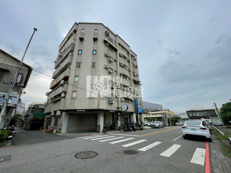 豐原廟東旁近9米寬角間金店房屋室內格局與周邊環境