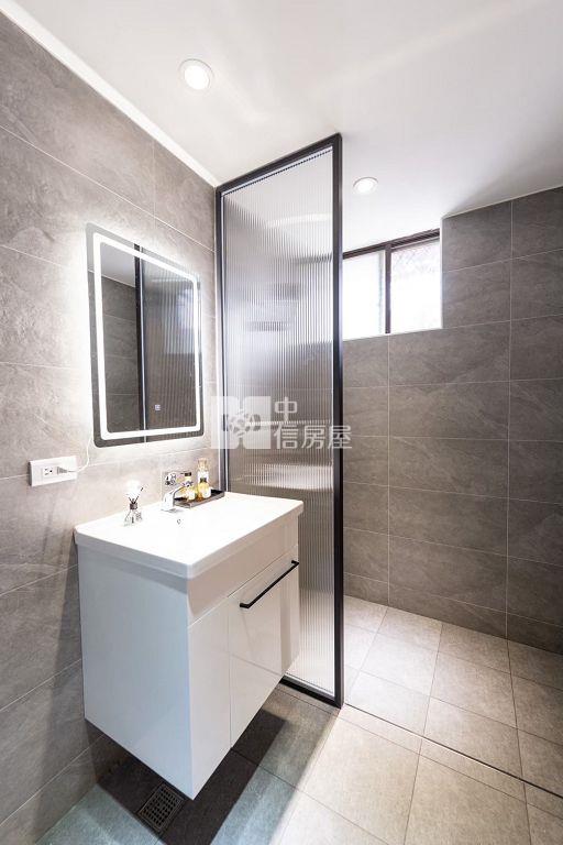 桃園近市府高投報率4套房+頂加大平層(中信卓越團隊)房屋室內格局與周邊環境
