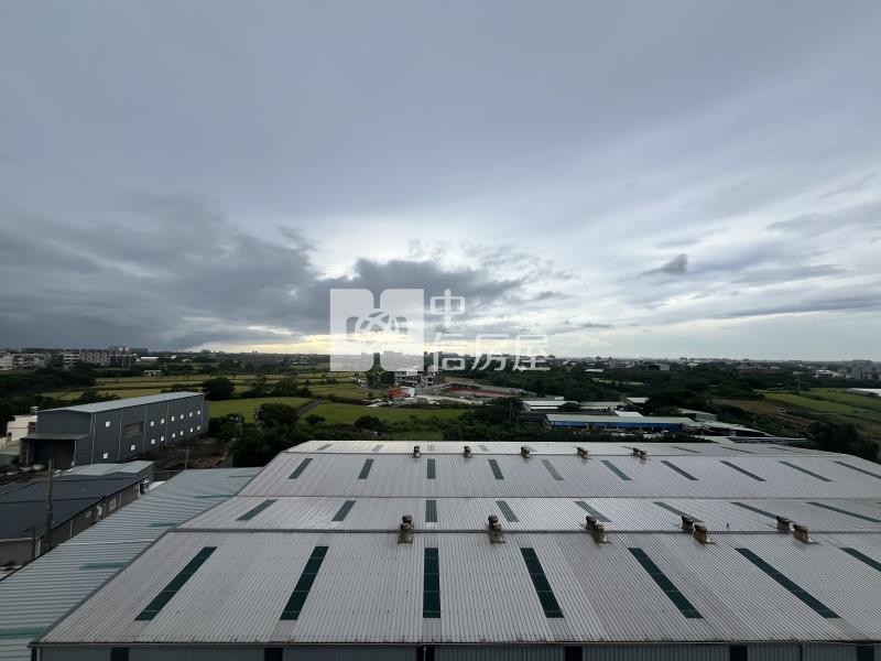 近青埔景觀全新兩房房屋室內格局與周邊環境