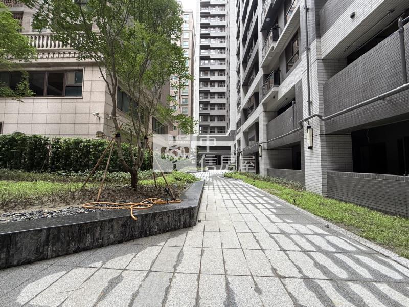 過嶺全新大露臺2房車(A棟)房屋室內格局與周邊環境