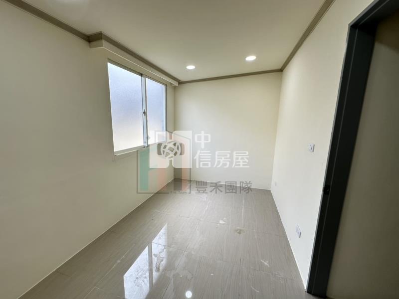 【豐禾】楊梅體育園區整新美透天房屋室內格局與周邊環境