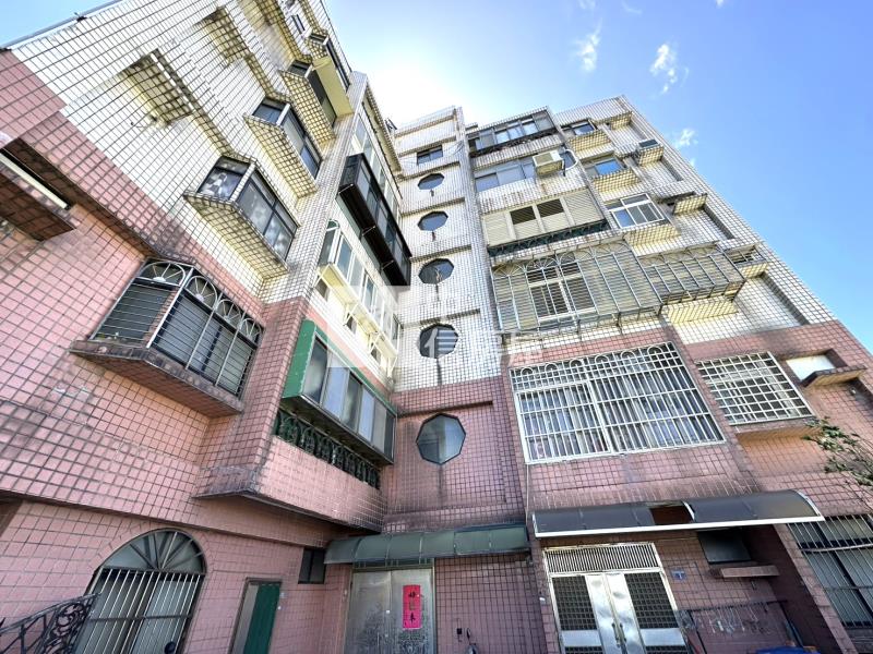 楊梅火車站電梯華廈2+1房車房屋室內格局與周邊環境
