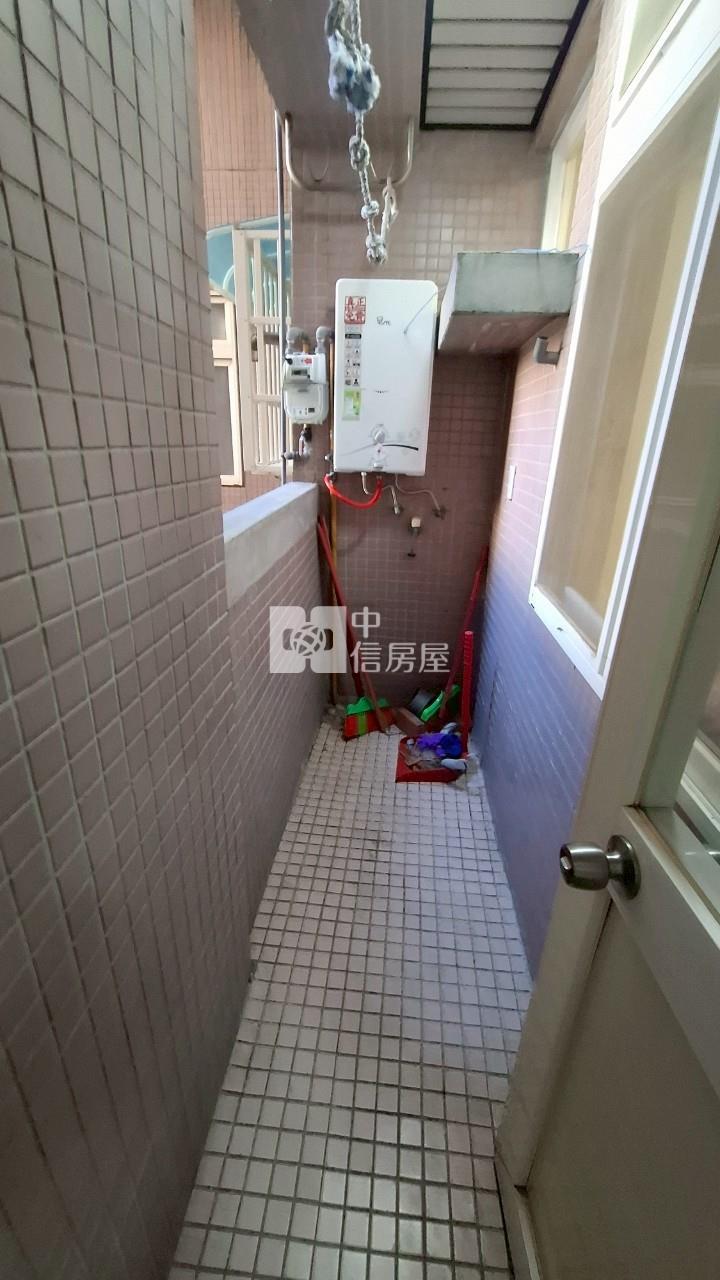 楊梅埔心電梯美3房房屋室內格局與周邊環境