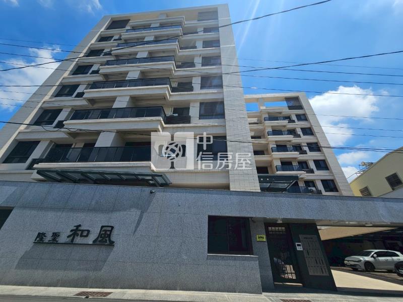 近南科輕屋齡雙套房有管理華廈(車位可另購)房屋室內格局與周邊環境