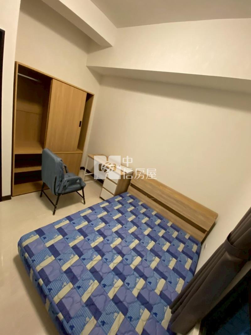 近南科輕屋齡雙套房有管理華廈(車位可另購)房屋室內格局與周邊環境