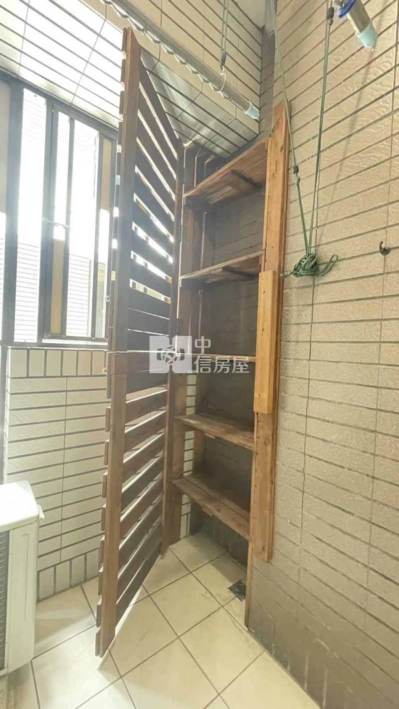 專-新勢萬坪公園鴻築吾江3房車房屋室內格局與周邊環境