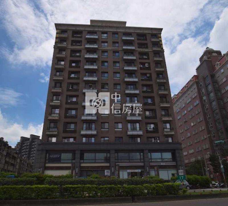 龍騰御10+11樓百坪景觀豪宅房屋室內格局與周邊環境