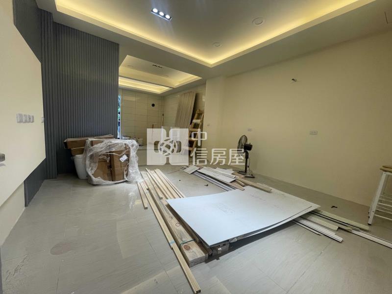 裕成路整理透天店面房屋室內格局與周邊環境