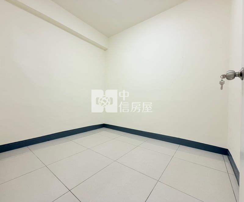 大里低總價1樓美寓房屋室內格局與周邊環境