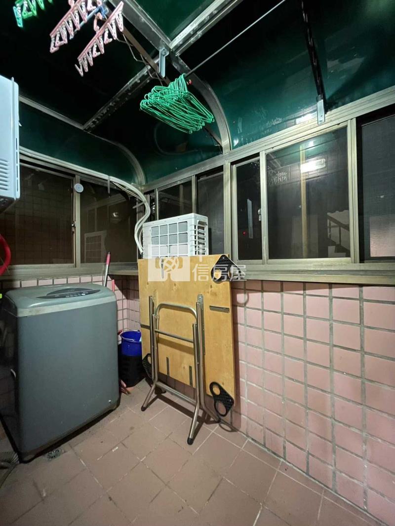 現代生活家漂亮樓中樓房屋室內格局與周邊環境